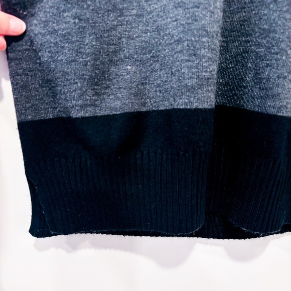 FRENCH CONNECTION White grey beige colorblock knit sweater | Cozy casual | Small - Picture 6 of 10